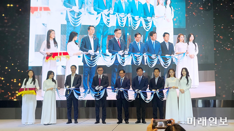 LỄ RA MẮT HỘI DOANH NGHIỆP VIỆT NAM TẠI HÀN QUỐC… CỘNG ĐỒNG DOANH NGHIỆP VIỆT NAM TẠI HÀN QUỐC